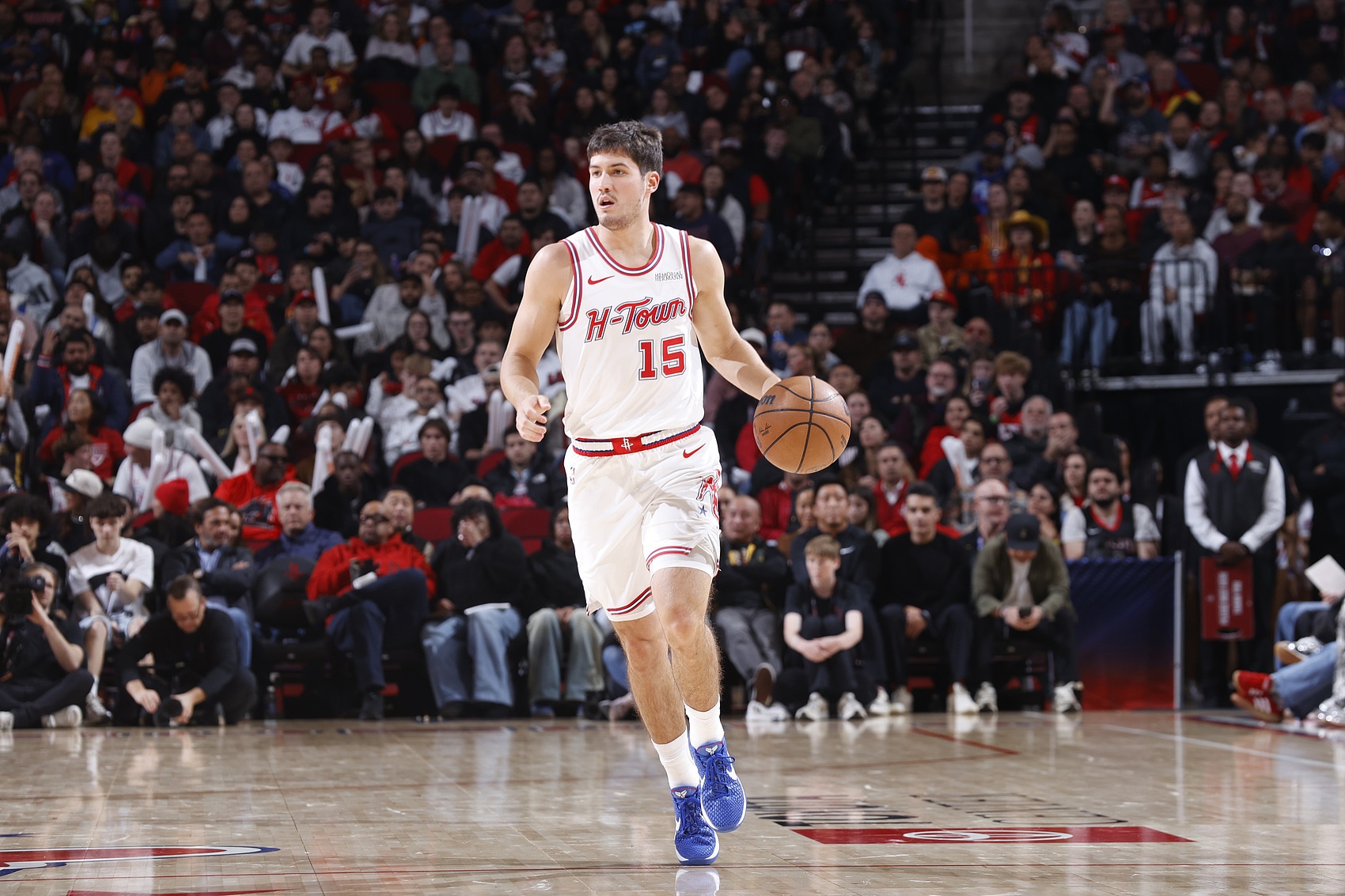 九游体育官网首页-谢泼德打硬仗屡有高光表现火箭该咋用 乌度卡不该把他当普理查德