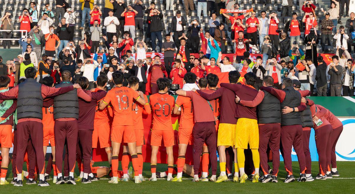 九游体育app-太魔幻！中国队是八强中身价最高球队，王钰栋150万欧领跑个人榜