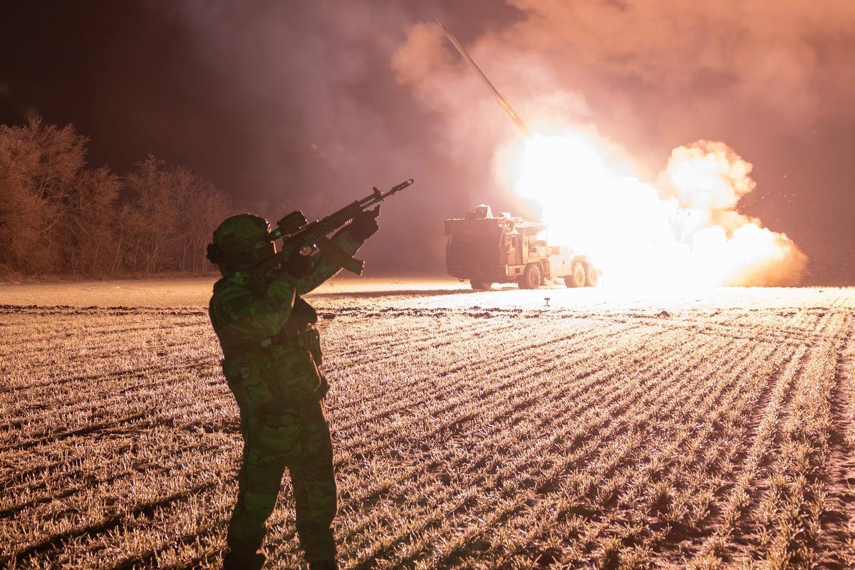 九游体育app-战术革命！U23国足半决赛进攻蜕变震惊亚洲