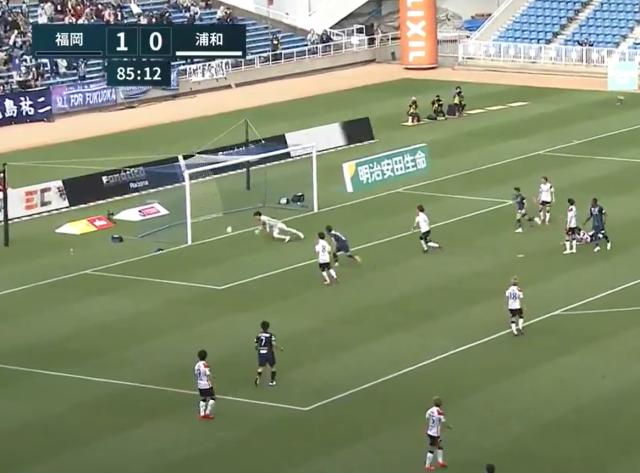 九游体育官网首页-Made In CSL①中超神锋初到日本被称姆博马再现