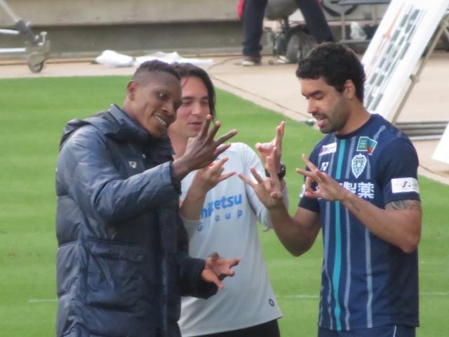 九游体育官网首页-Made In CSL①中超神锋初到日本被称姆博马再现